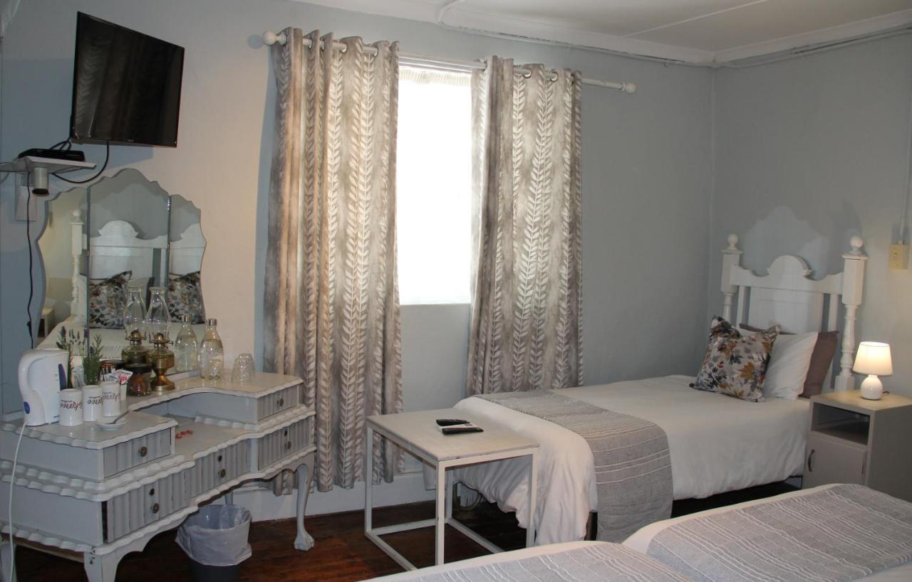 @Karoo Guesthouse Graaff-Reinet Εξωτερικό φωτογραφία
