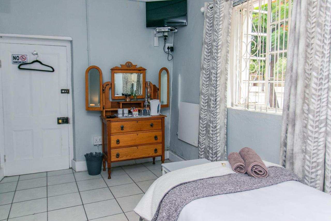 @Karoo Guesthouse Graaff-Reinet Εξωτερικό φωτογραφία