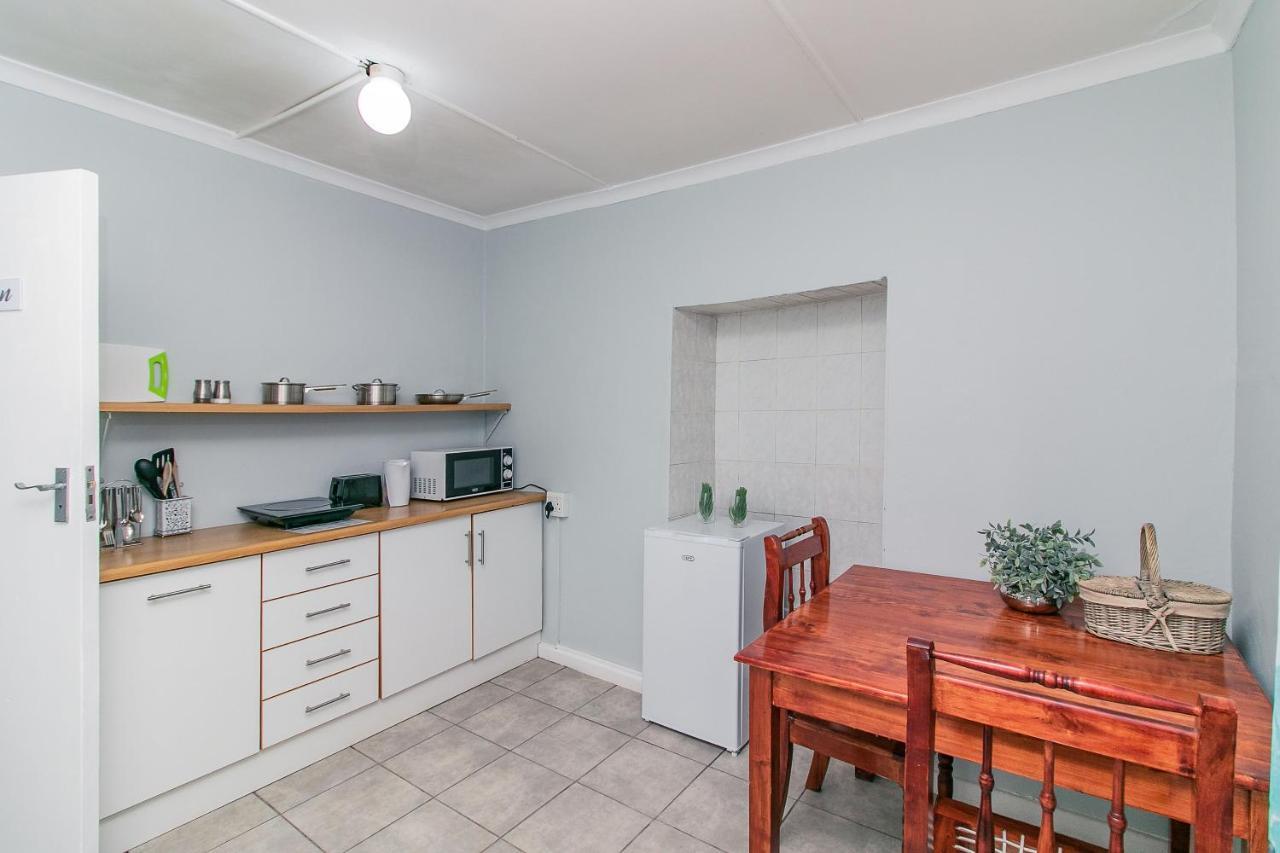 @Karoo Guesthouse Graaff-Reinet Εξωτερικό φωτογραφία